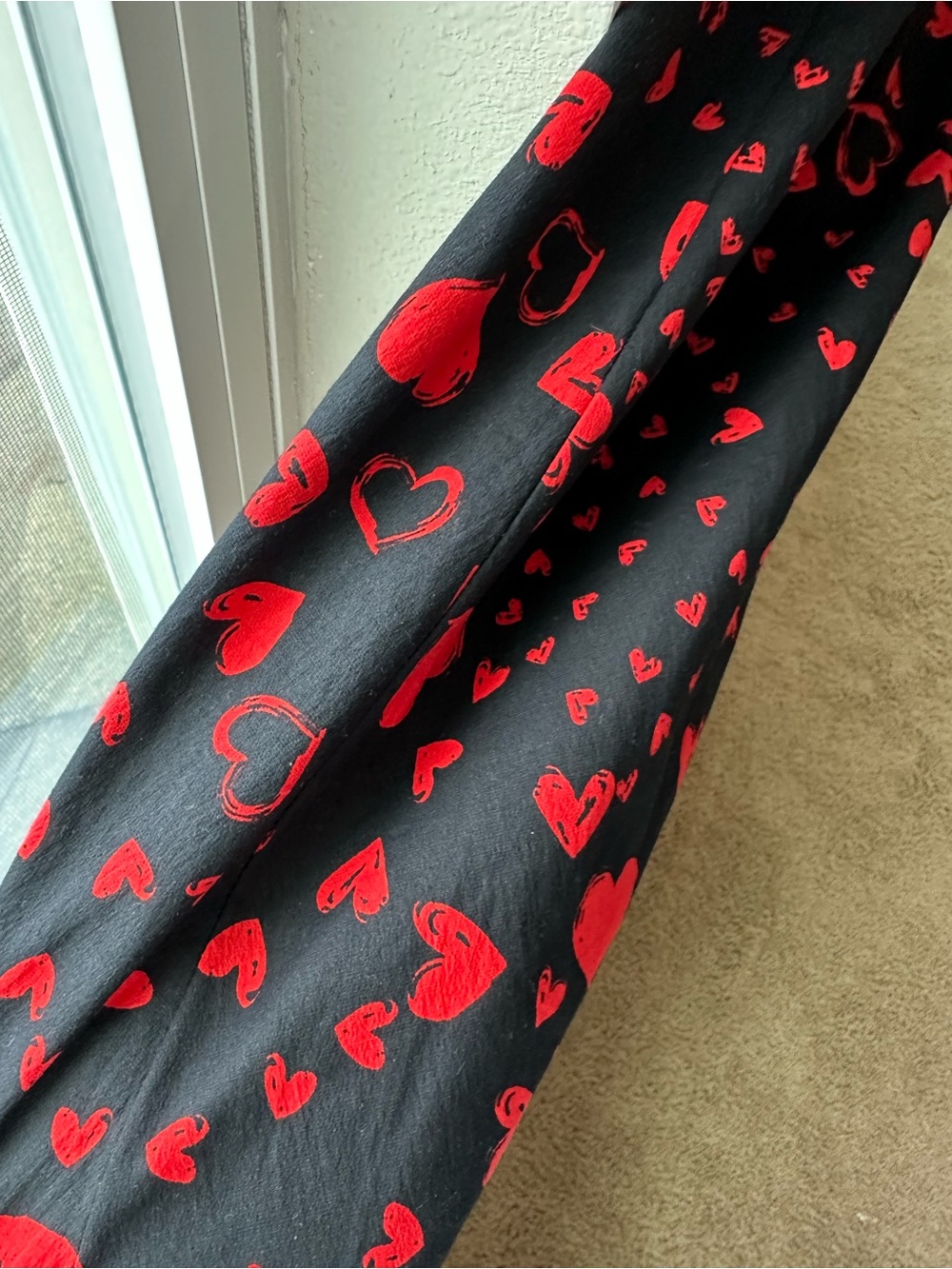 Black and Red Heart Print Square-Neck Midi Dress - Picture 9 of 11